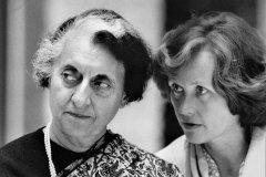 Foto: Carsten Reenberg | Indira Gandhi og Lisbeth Schlüter